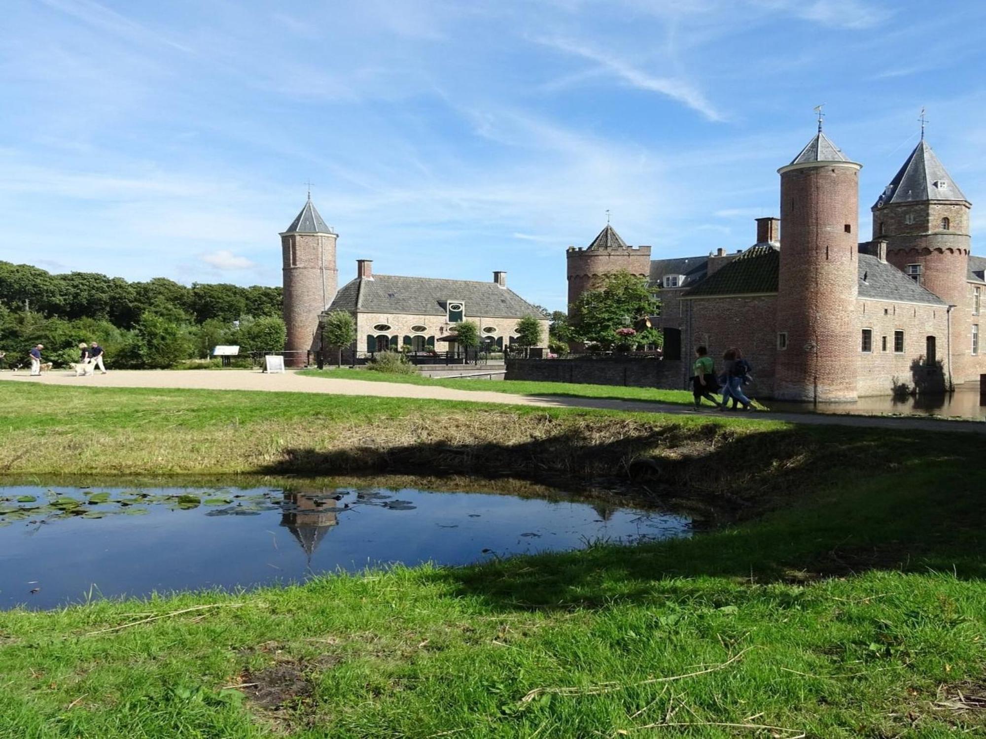 Pleasaing Holiday Home In Oostkapelle Near Centre 외부 사진