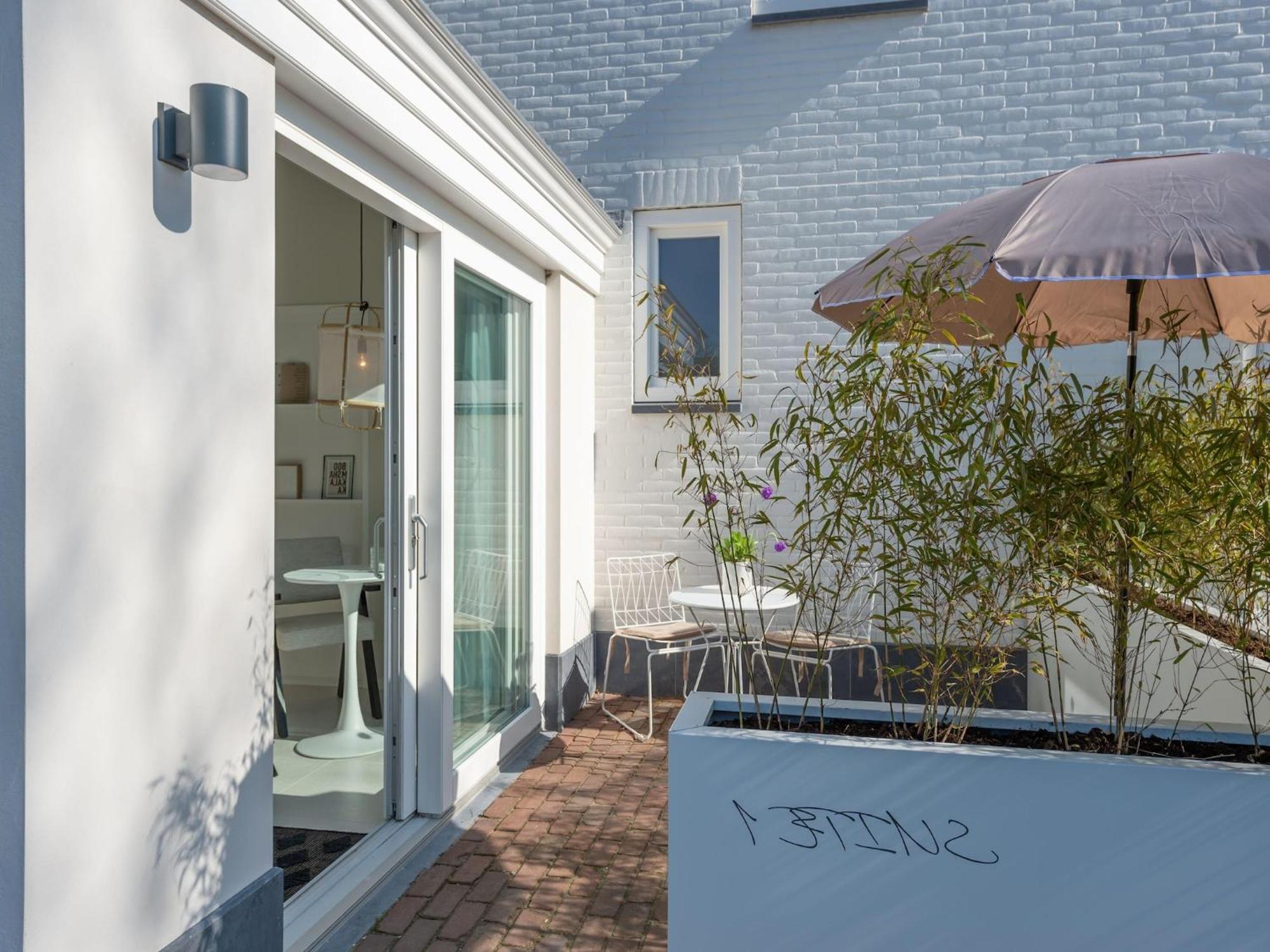 Pleasaing Holiday Home In Oostkapelle Near Centre 외부 사진