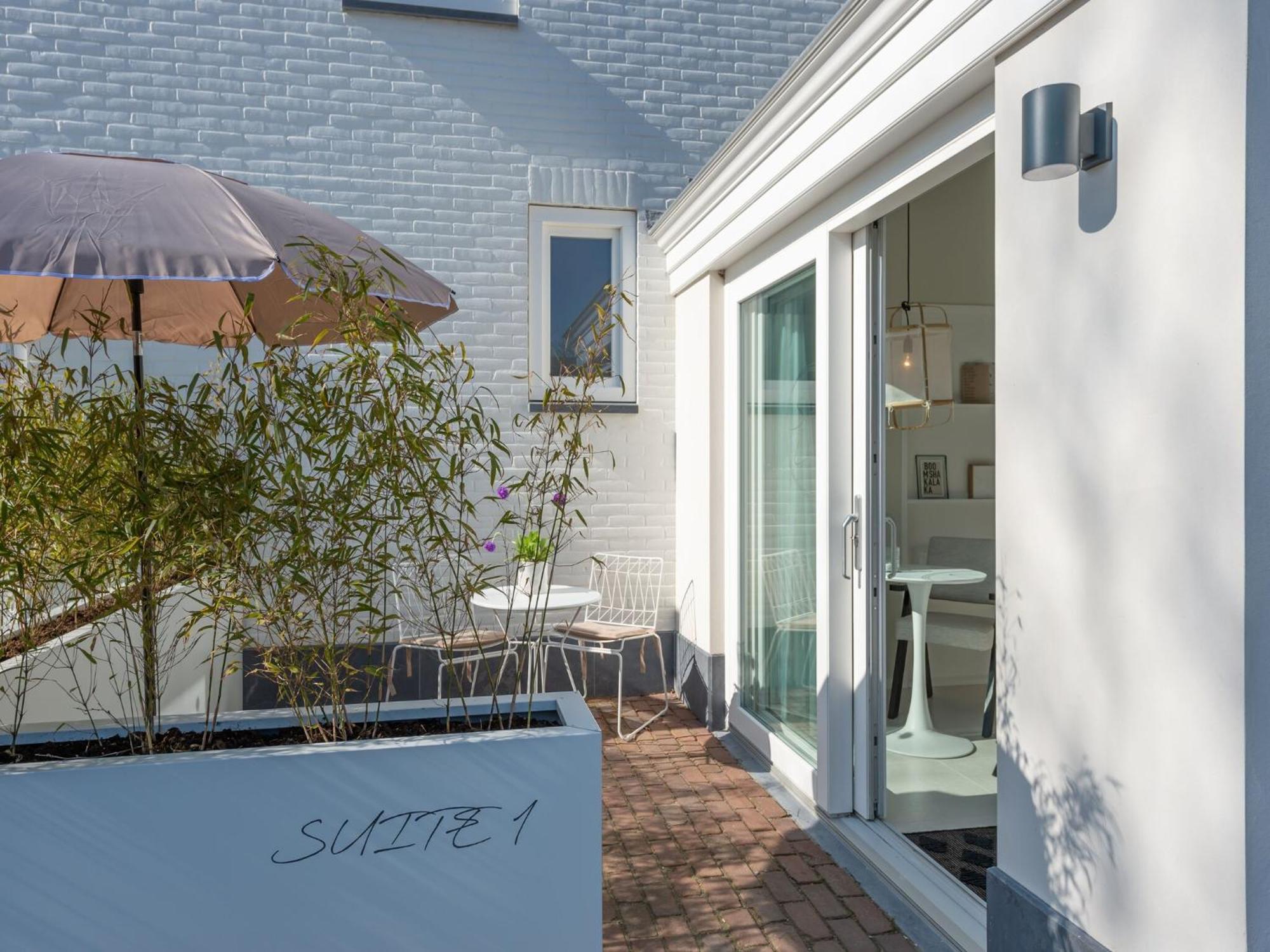 Pleasaing Holiday Home In Oostkapelle Near Centre 외부 사진